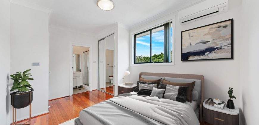 Boutique Townhouse Residence, Quiet and Convenient Position