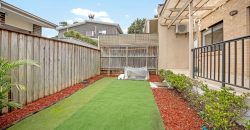 Boutique Townhouse Residence, Quiet and Convenient Position