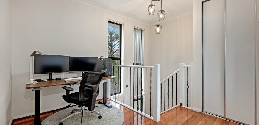 Boutique Townhouse Residence, Quiet and Convenient Position
