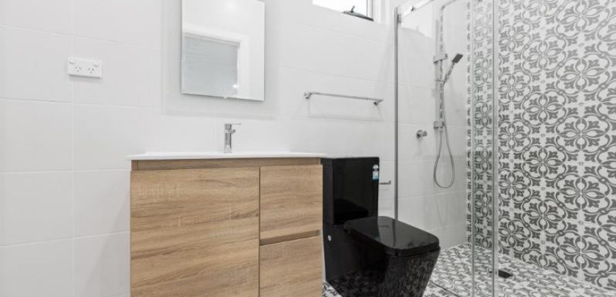 2-Bedroom Timber Floor Granny flat at Convenient Location