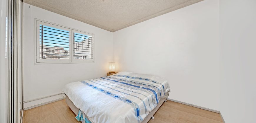 Double Brick with Garage, Central Eastwood Convenience