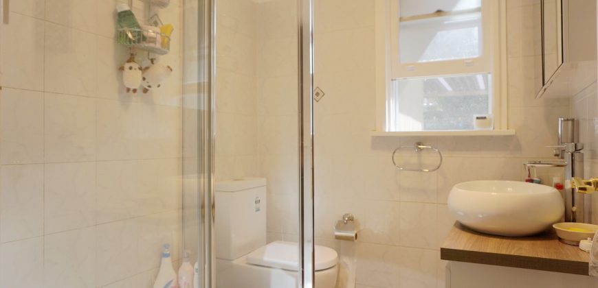 Immaculate 2 Bedrooms House