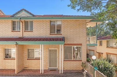 Sold By Sandy & Alex from “Maison Bridge Property”