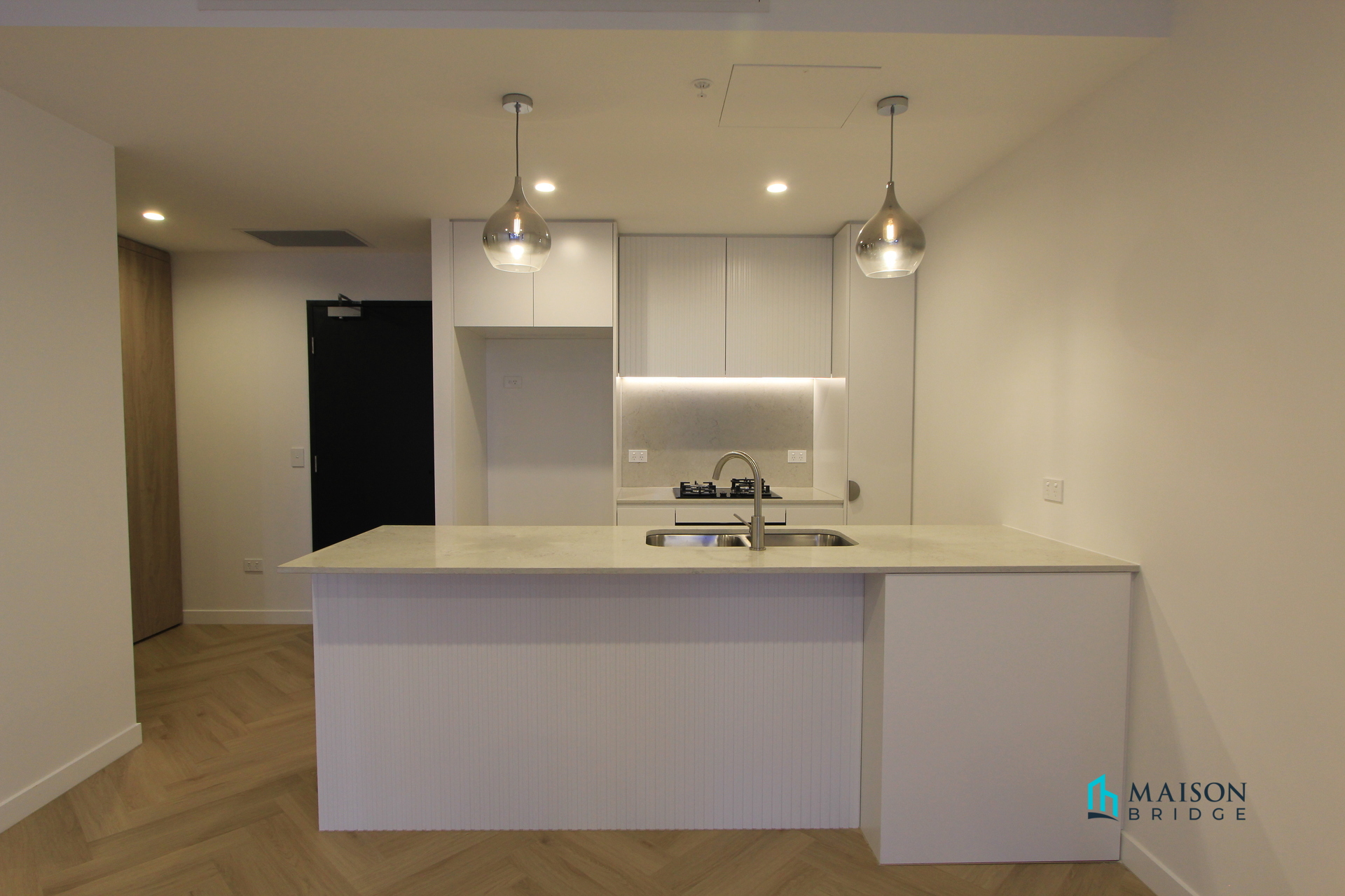 Luxury Brand-New 2-Bedroom Apartment In Prime Location