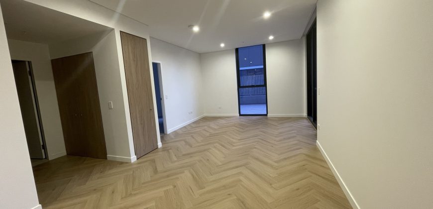 Luxury Brand-New 2-Bedroom Apartment In Prime Location