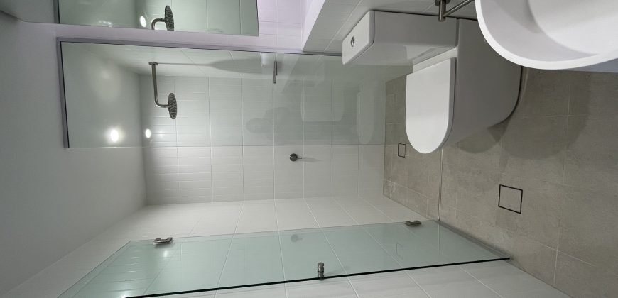Luxury Brand-New 2-Bedroom Apartment In Prime Location