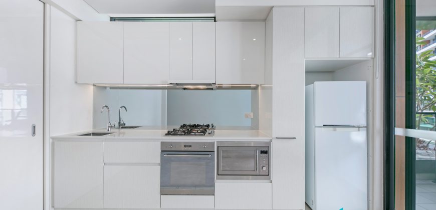 Furnished Luxury One Bedroom Apartment In Ryde