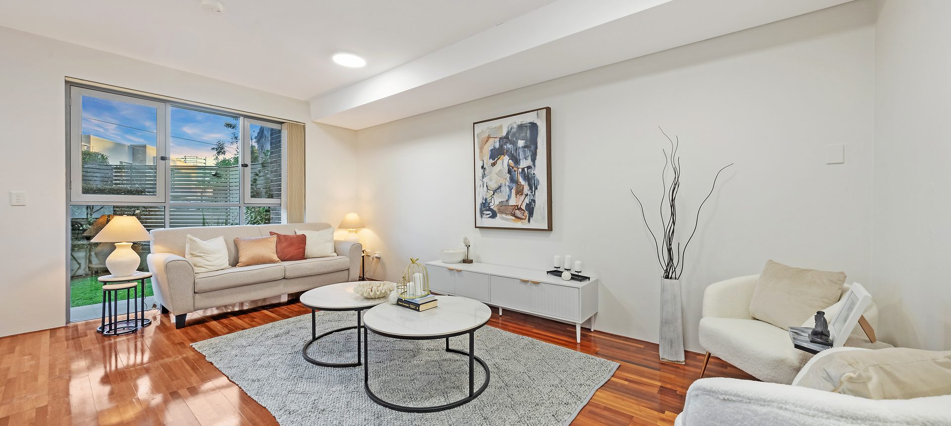 Sold By Sandy Shi & William Cheng “Maison Bridge Property”