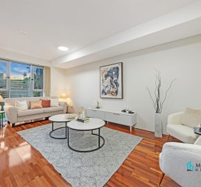 Sold By Sandy Shi & William Cheng “Maison Bridge Property”