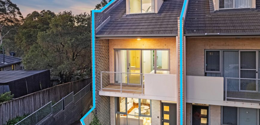 Sold By Sandy Shi & William Cheng “Maison Bridge Property”