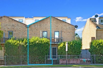 Sold By Alex Cheng from “Maison Bridge Property”