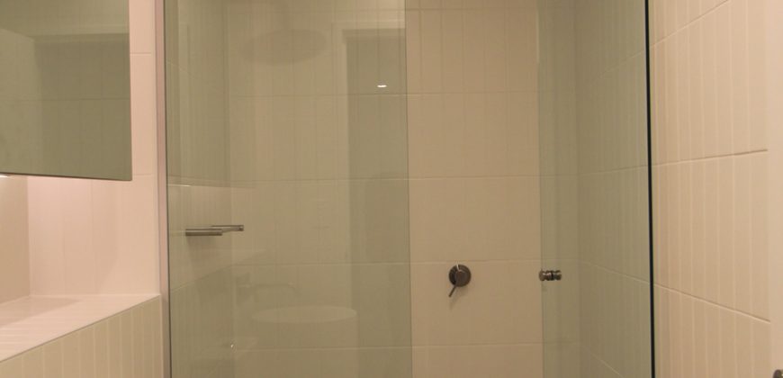 Luxury Brand-New 2-Bedroom Apartment In Prime Location