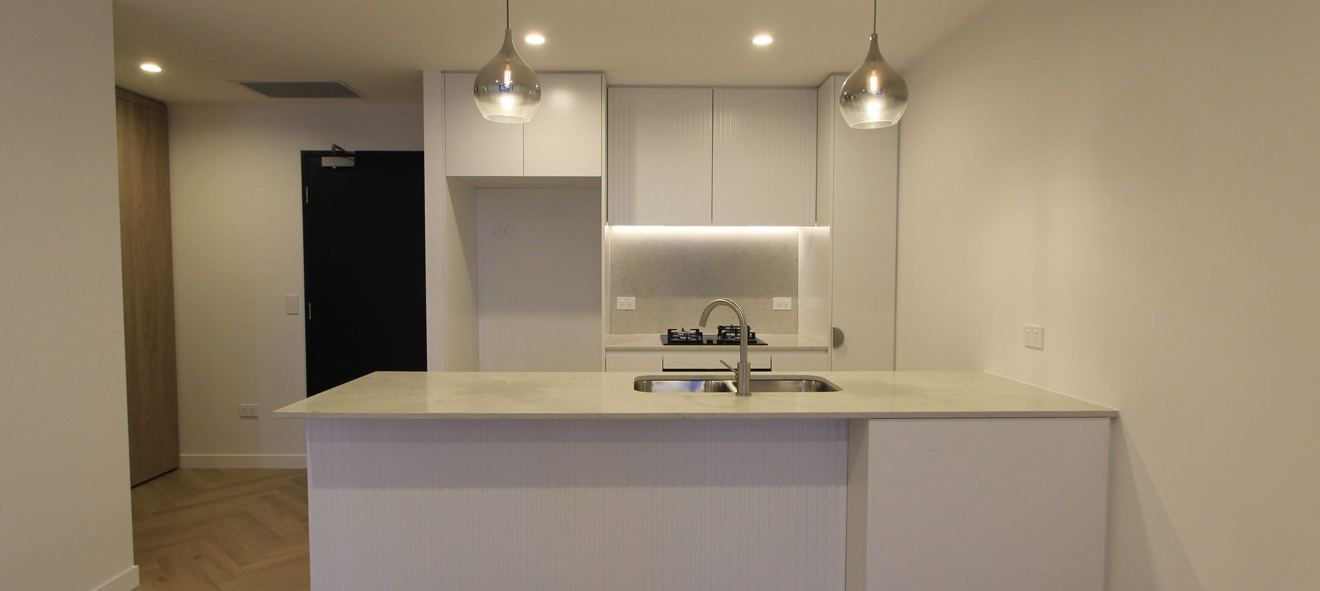 Luxury Brand-New 2-Bedroom Apartment In Prime Location