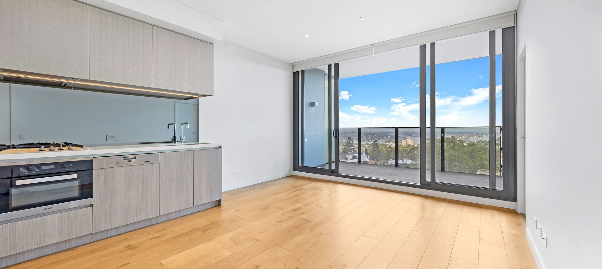 Immaculate Apartment In The Heart of North Sydney (First Inspection on 12th July)