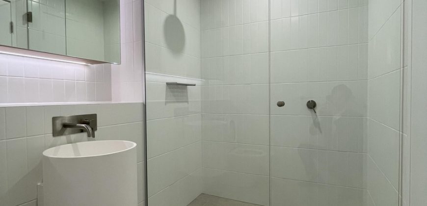 Luxury Brand-New 2-Bedroom Apartment In Prime Location