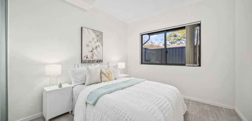 Contemporary Elegance with Family Functionality in Prime Location