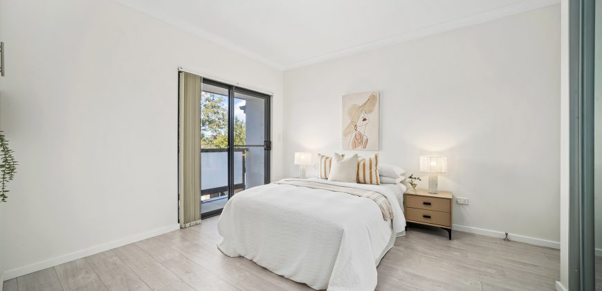 Contemporary Elegance with Family Functionality in Prime Location