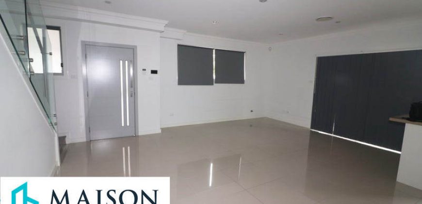 Beautifully Presented 3-bedroom Townhouse In the Convenient Location of Villawood