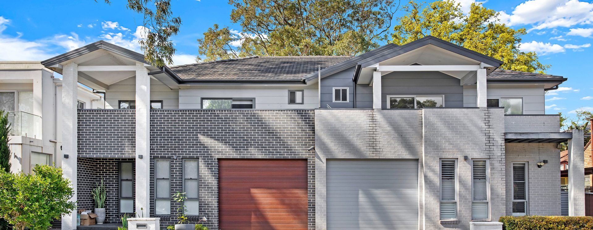 Luxury Duplex in Dundas