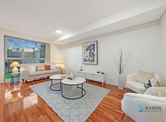 Sold By Sandy Shi & William Cheng “Maison Bridge Property”