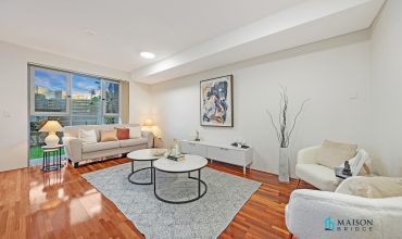 Sold By Sandy Shi & William Cheng “Maison Bridge Property”