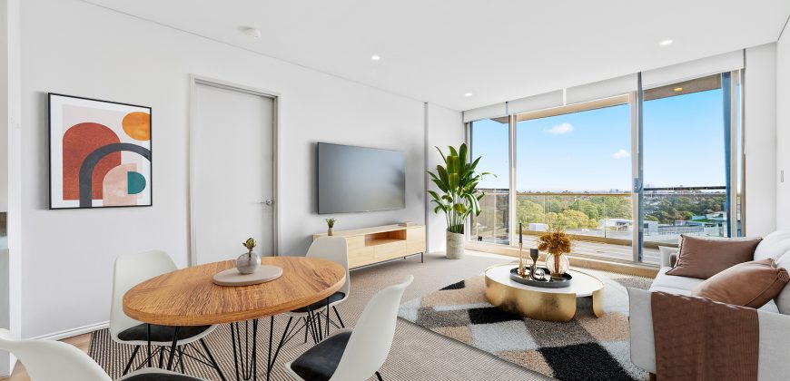 Modern 2-Bedroom Apartment with District Views in a Peaceful Setting