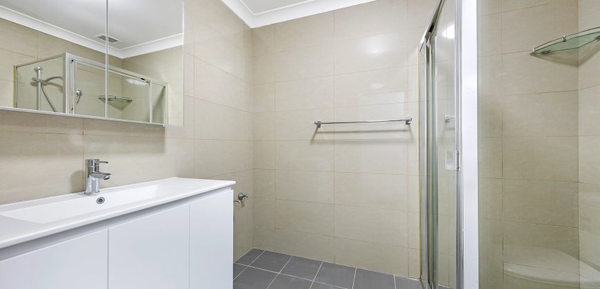 Quality Full Brick Unit in Prime Locale