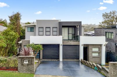 Sold By Sandy & William of “Maison Bridge Property”