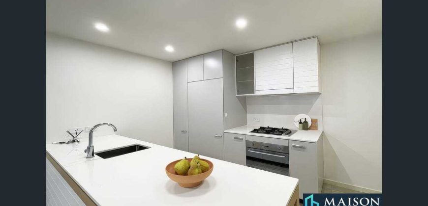 One Bedroom + Study Apartment in Coveted Riverside Precinct