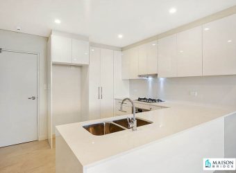 Spacious & Modern Apartment in a Convenient Location