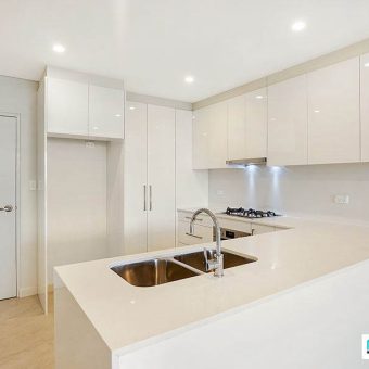Spacious & Modern Apartment in a Convenient Location