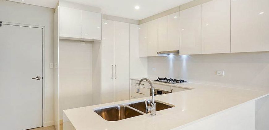 Spacious & Modern Apartment in a Convenient Location