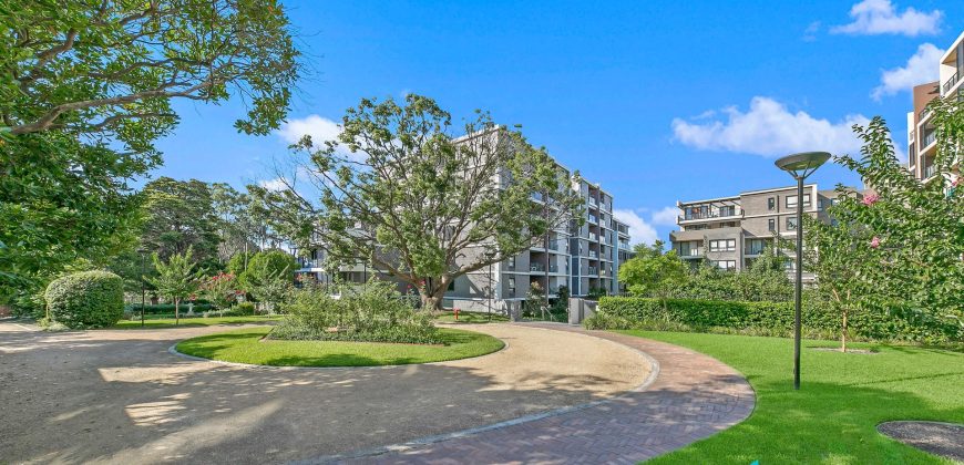 Spacious 2 Bedroom with Study Apartment at Convenient Location