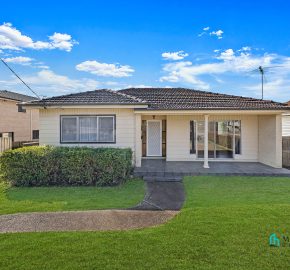 The Perfect Live or Build Later Family Home