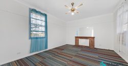 Beautiful Rustic 2 Bedroom house with plenty of space.  *The parking and Entrance is from Brothers st *