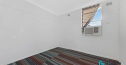 Beautiful Rustic 2 Bedroom house with plenty of space.  *The parking and Entrance is from Brothers st *