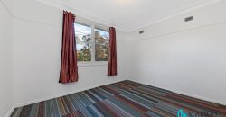 Beautiful Rustic 2 Bedroom house with plenty of space.  *The parking and Entrance is from Brothers st *