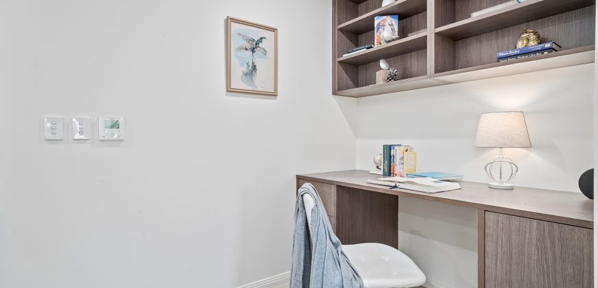 Modern North Facing Duplex, Double Brick & Concrete Slabs, Expansive Tri Level Design