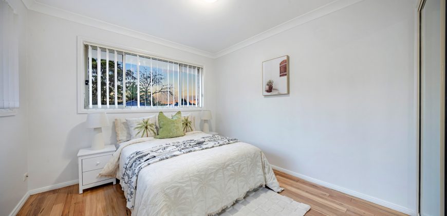 Tastefully Renovated Duplex Like Townhouse, Carlingford High Catchment