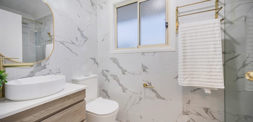 Tastefully Renovated Duplex Like Townhouse, Carlingford High Catchment