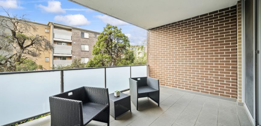 Exceptional Full-Brick Apartment – North Facing With Dual Balconies
