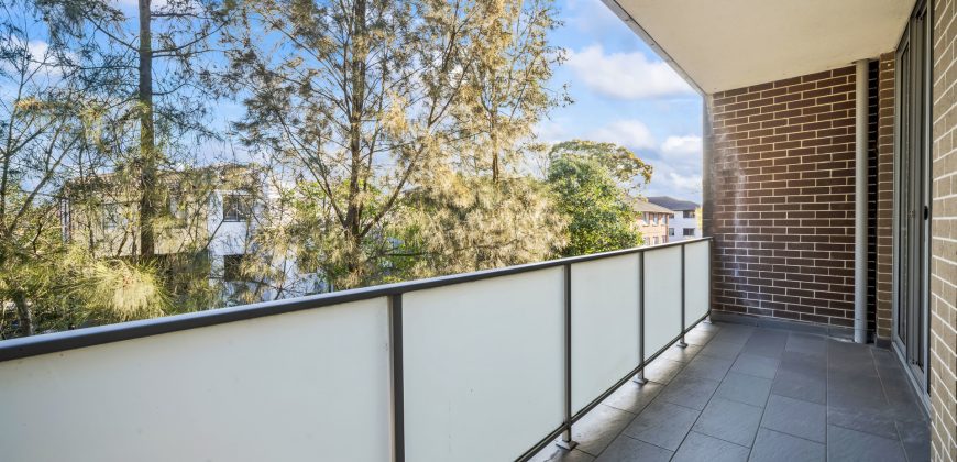 Exceptional Full-Brick Apartment – North Facing With Dual Balconies