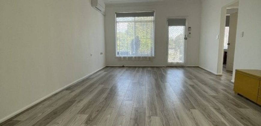 Freshly Renovated 3-Bedroom Home in Dundas Valley