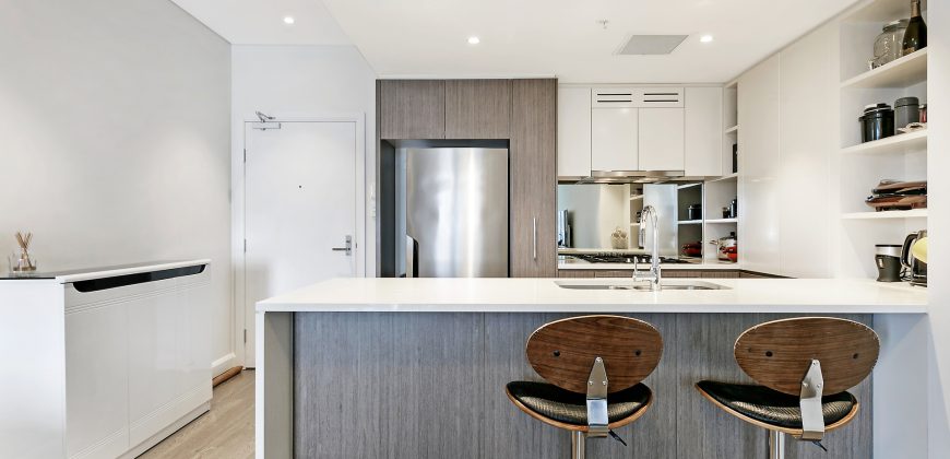 Luxury Water View 2 Bed Apartment