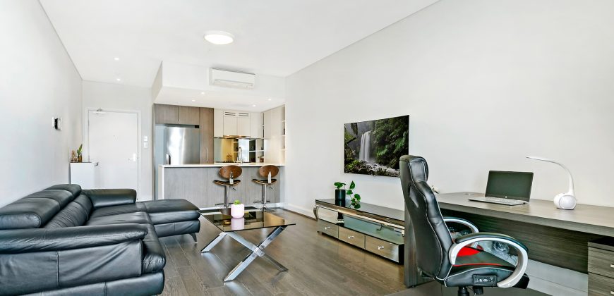 Luxury Water View 2 Bed Apartment