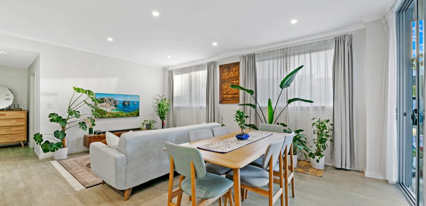 Immaculate Modern Apartment, Great Natural Light and Lift Access