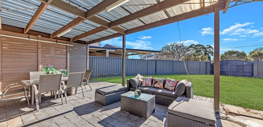 Lovely Family Home, Quiet Corner Position, Close to Waterfront and Park