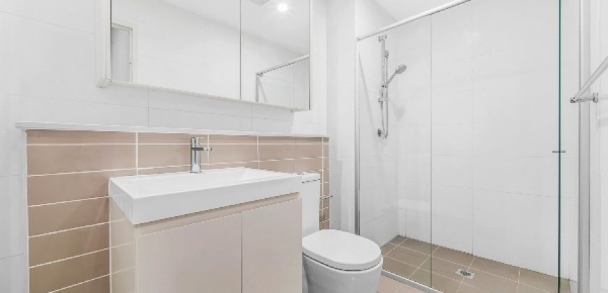 Independent Living with Scenic District Views