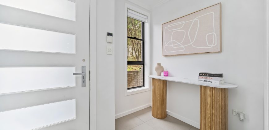 Sold By Sandy & William of “Maison Bridge Property” Sold By Sandy & William of “Maison Bridge Property”