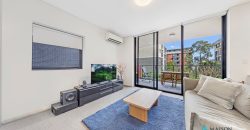 Modern Convenience, Quiet & Comfy Riverside Living